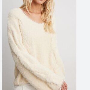 NA-KD V-Neck Knitted Cable Sweater – Size Small
